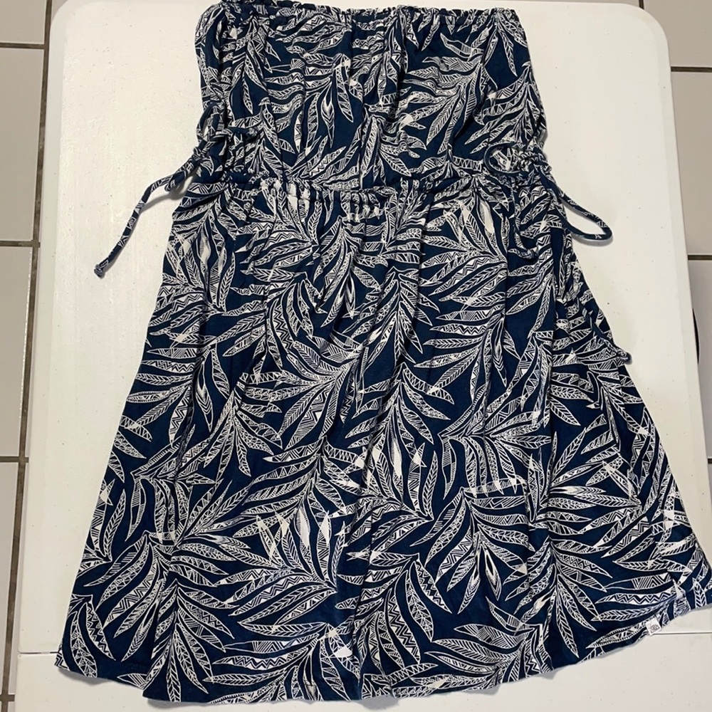 Volcom swimsuit coverup size XS